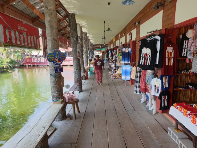 Sam Phan Nam Floating Market Hua Hin Thailand