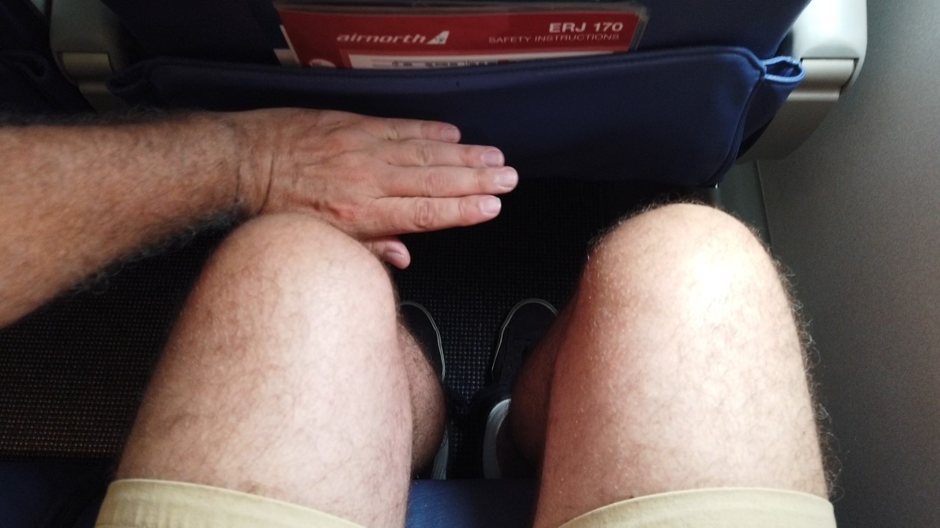 Leg room on the Airnorth Embraer E170 Jet