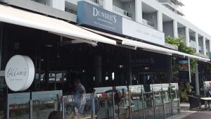 Dundee's On The Waterfront Cairns