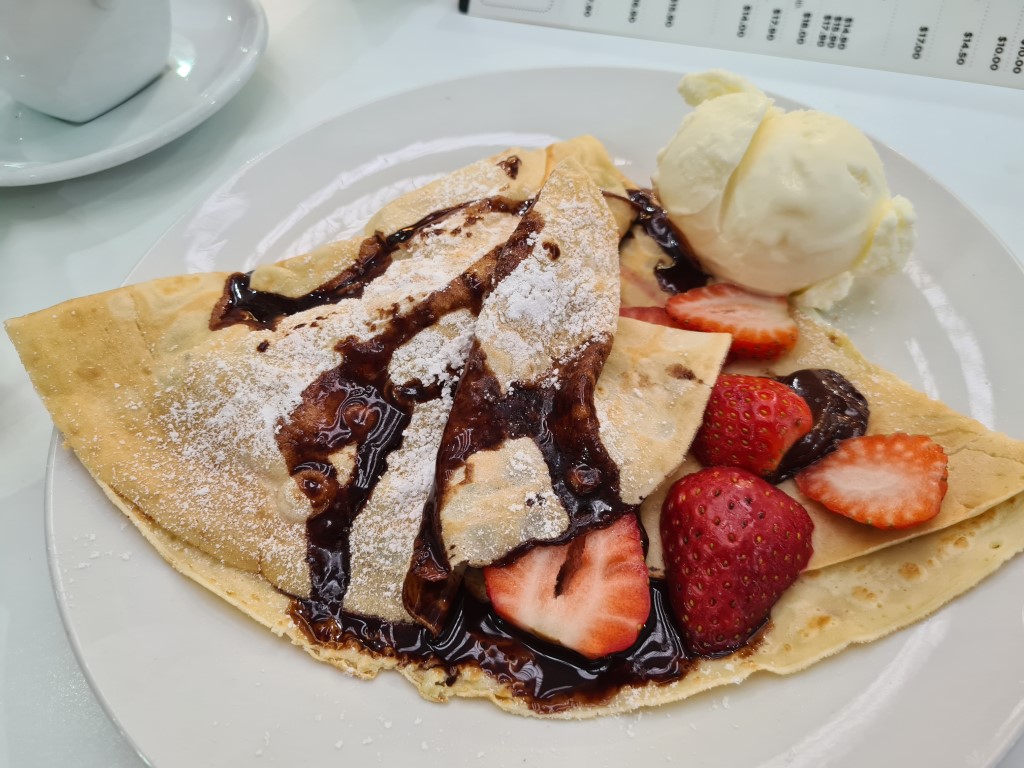 Awesome Breakfast Cafe – Crepe Addict in Surfers Paradise