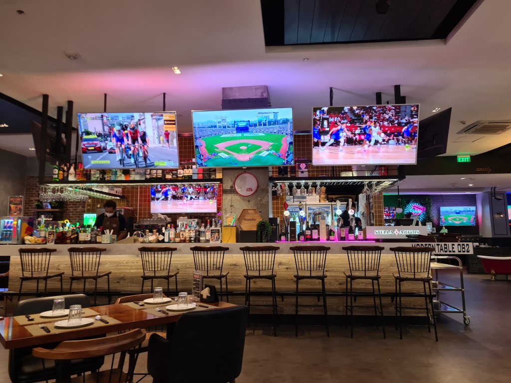 Cool Sports Bar in City Of Dreams Manila