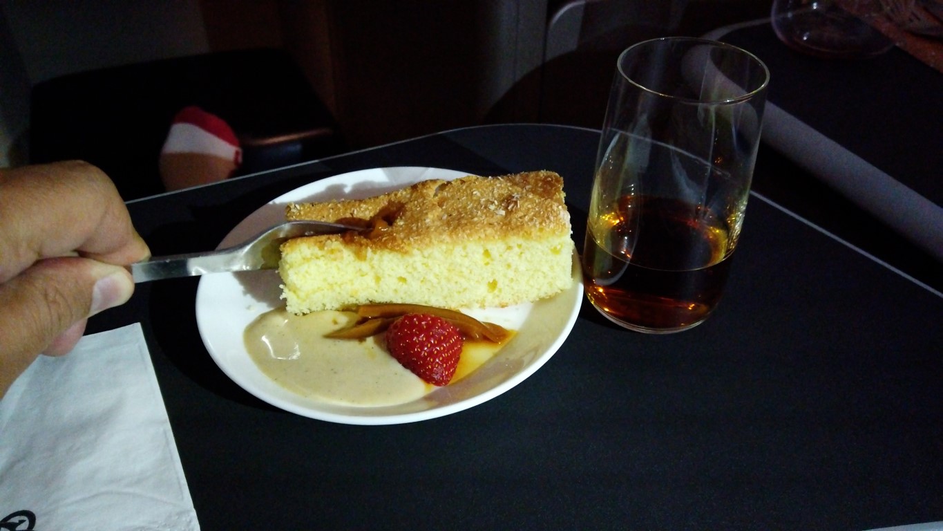 Dessert served on Qantas Business Class
