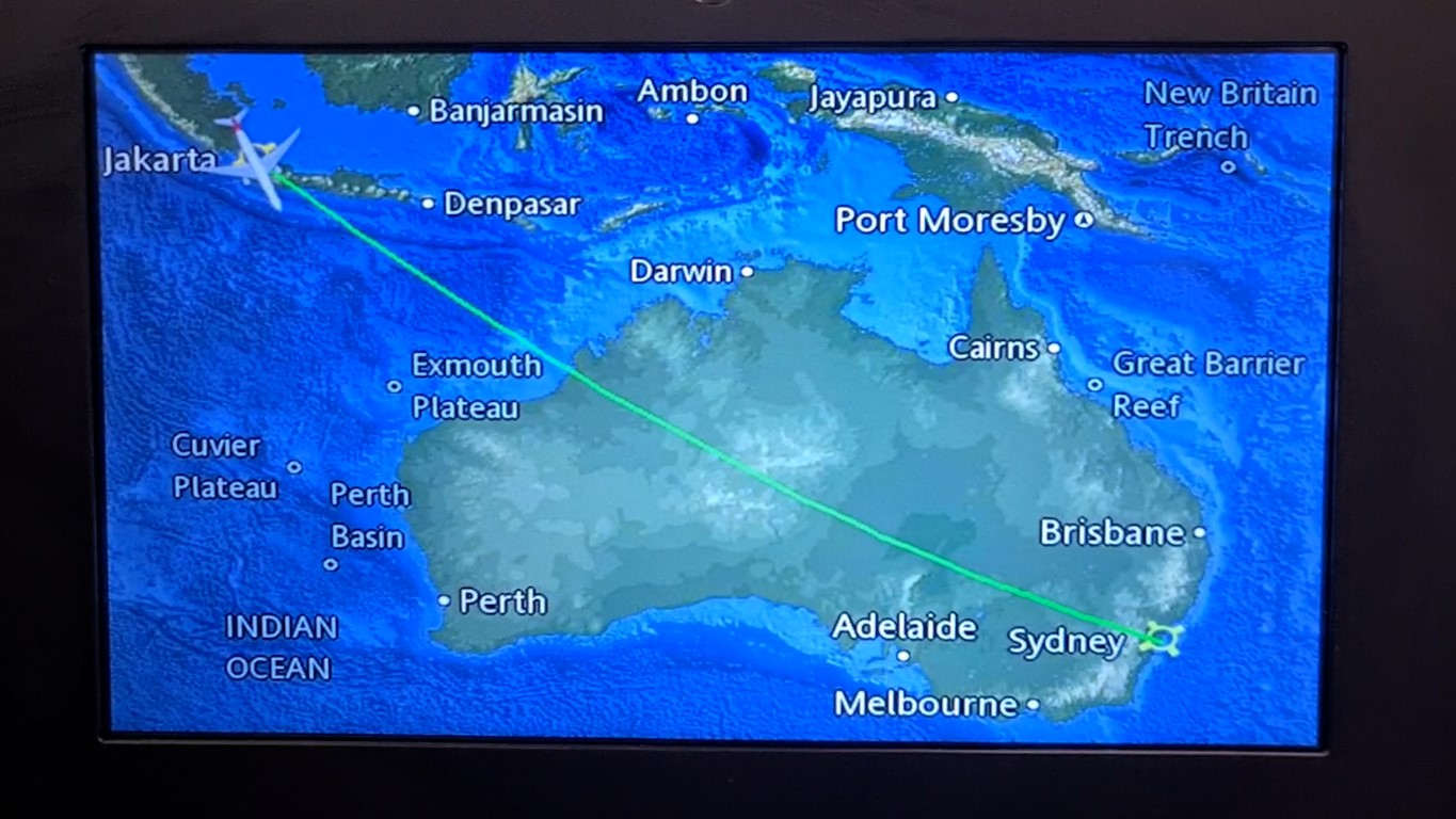 Flight map on Qantas A330-200