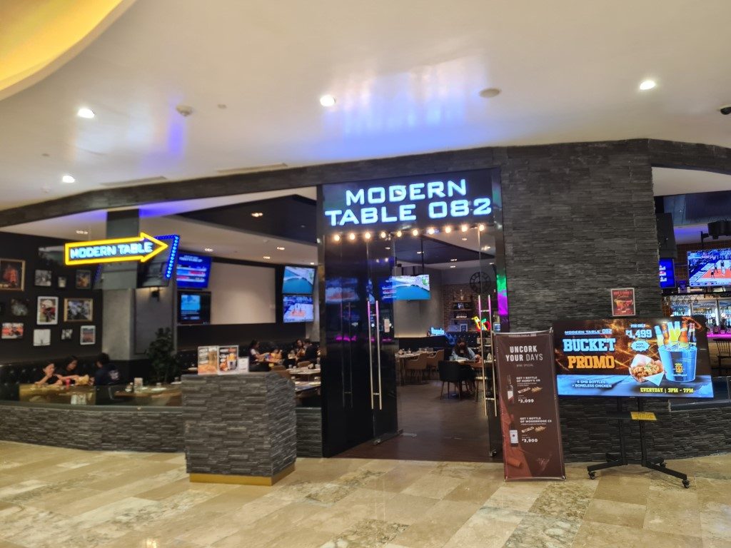 Modern Table 082 Sports Bar in City of Dreams Manila