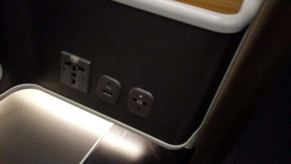 Qantas QF42 Jakarta to Sydney Business Class Flight Review - tripAtrek ...