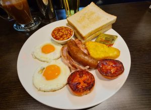 English Breakfast at Sportsman Sports Bar Soi 13 Sukhumvit Bangkok
