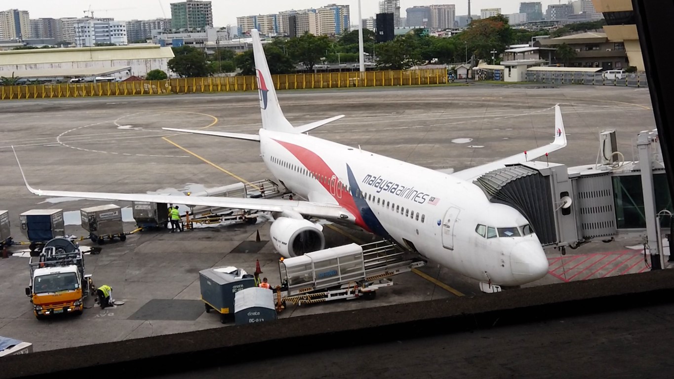 Malaysia Airlines B737-800 Rego 9M-MLT