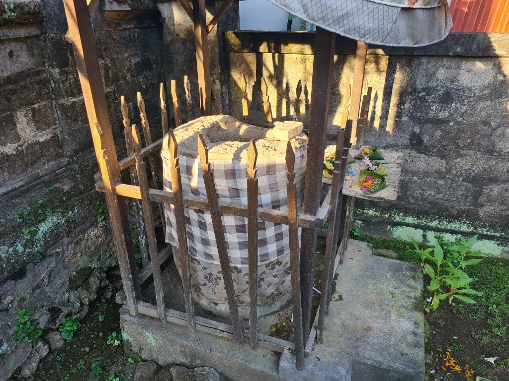 Old Pillar close to The Belanjong Pillar Sanur