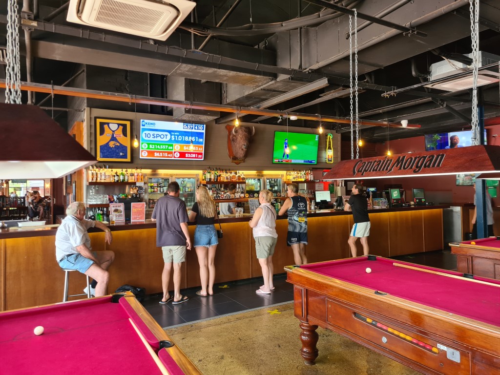 Best Sports Bar in Darwin City Centre at Hotel Darwin