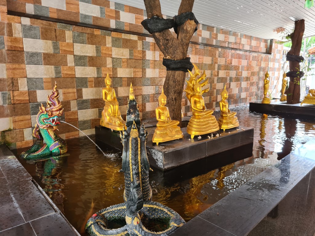 Shrines inside Wat Intharawihan Bangkok