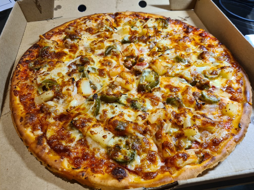 Best Pizza in Darwin? At Mitchelli’s Pizza Shop