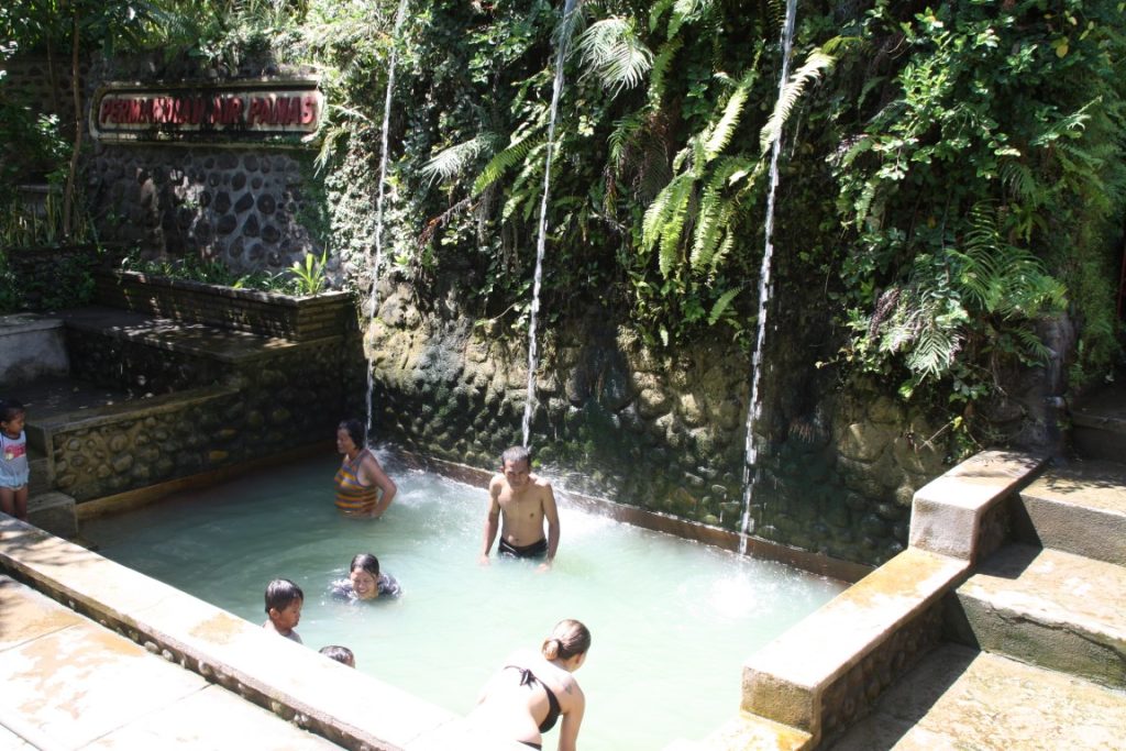 Hot Springs close to Lovina Beach