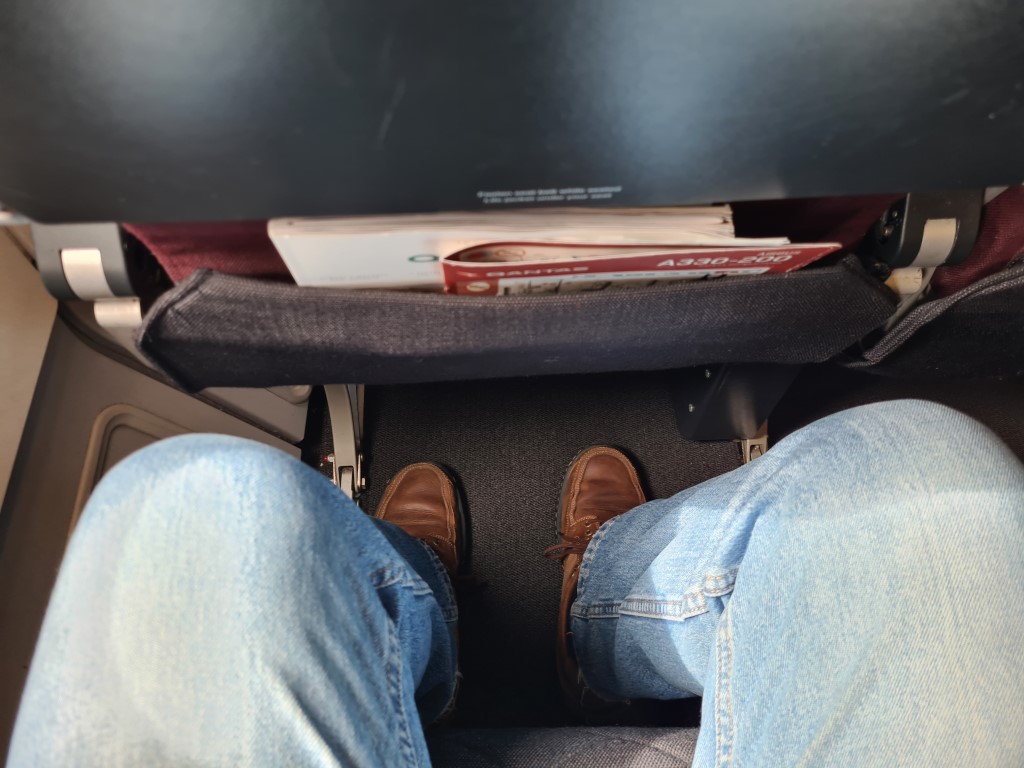Legroom on Qantas A330-200 Economy Class