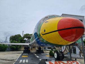 MD-82 Cafe Bangkok – Aviation Lovers Cafe