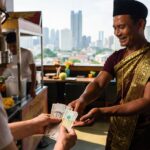 Should you tip in Thailand