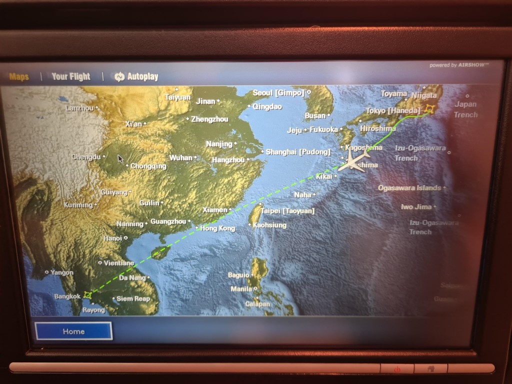 Flight Map on Japan Airlines B777-300