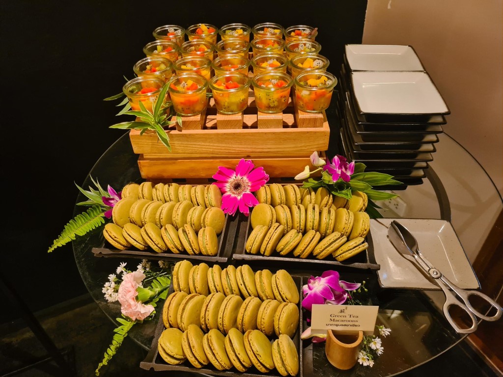 Macarons at the Japanese Buffet at Hagi Japanese Restaurant Hua Hin