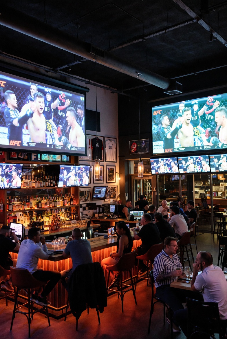Where to watch UFC Fight Night on the Gold Coast