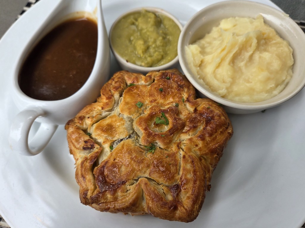 Steak and Guiness Pie at Robin Hood Tavern Pattaya