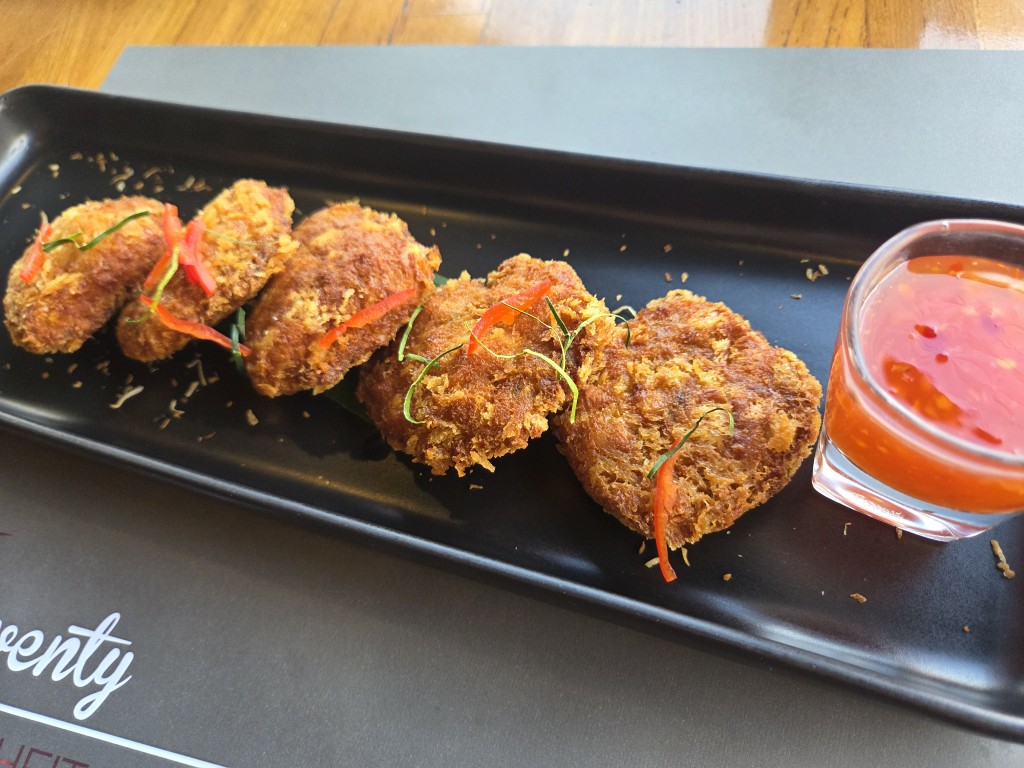 Deep Fried Prawn Cake - 70 Farenheit Restaurant Lamai Beach Koh Samui